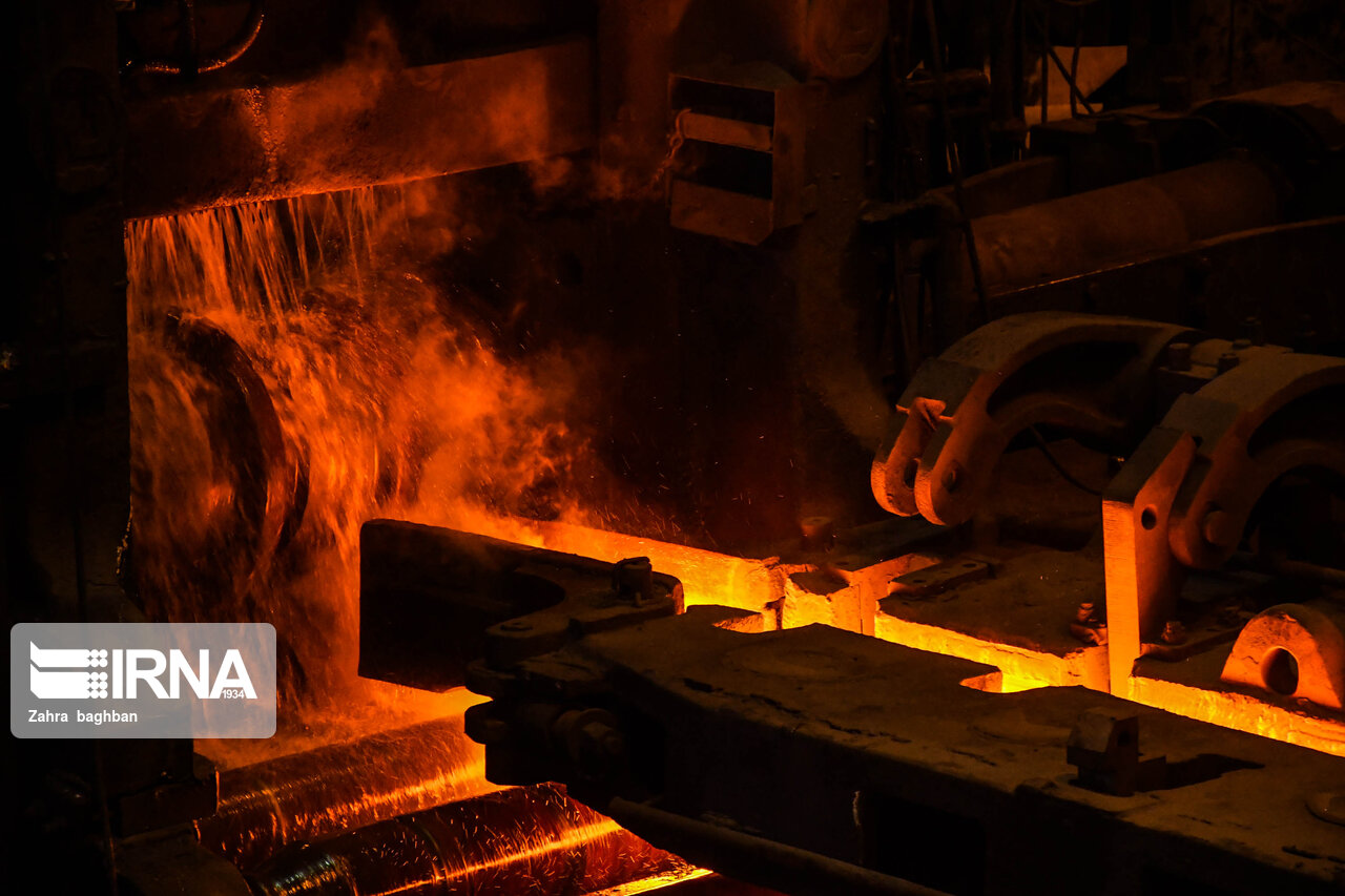 تولید شمش فولاد در فروردین از ۲.۳ میلیون تن فراتر رفت
