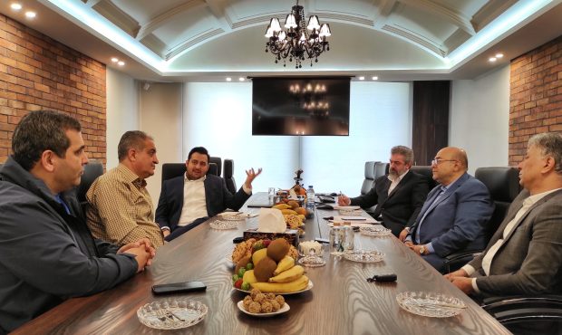 جلسه هیأت مدیره انجمن فولاد آذربایجان با حضور بازرس جدید برگزار شد.
